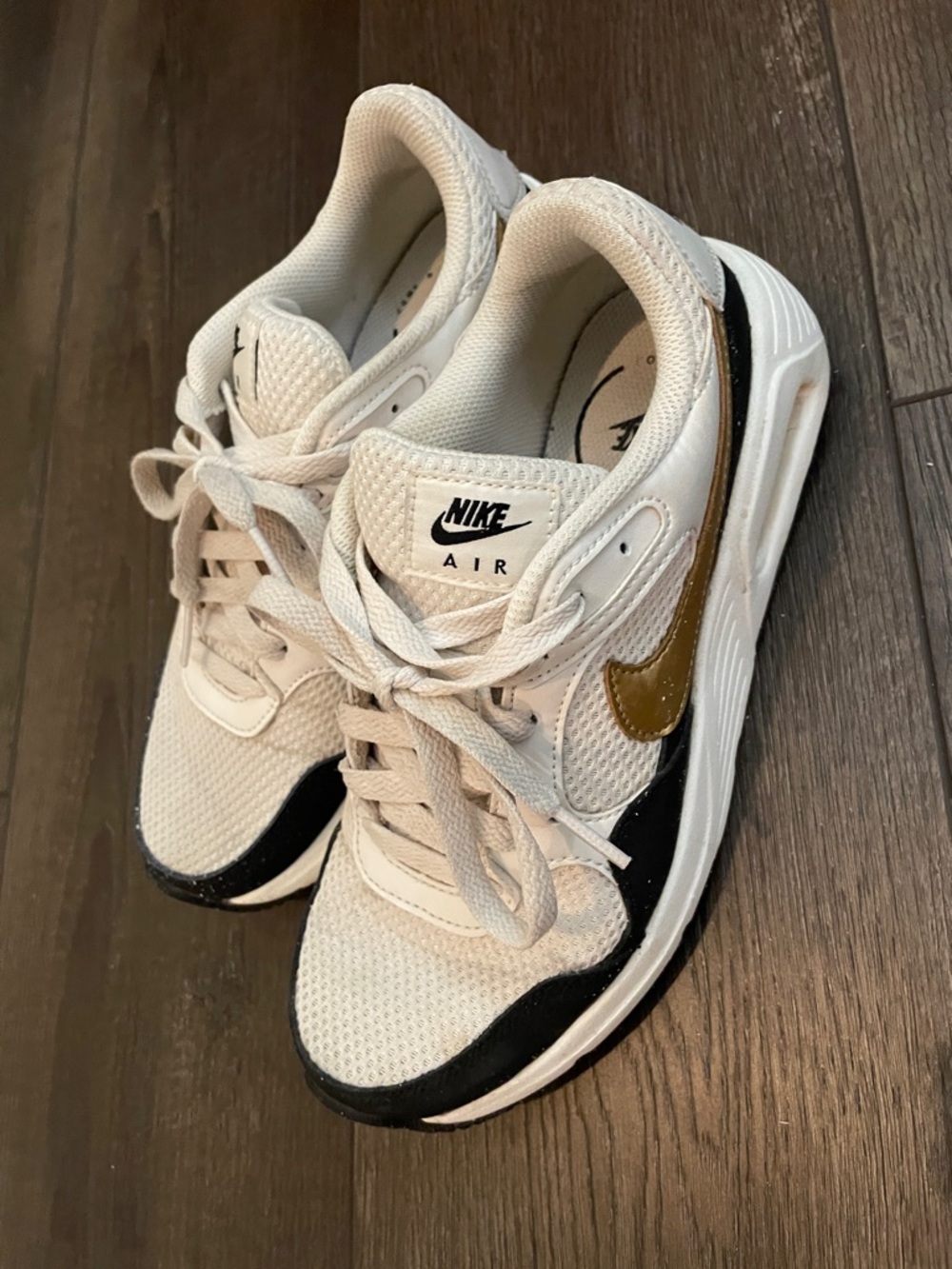Nike Women's White Black and Gold swoosh Low-Top Sneakers